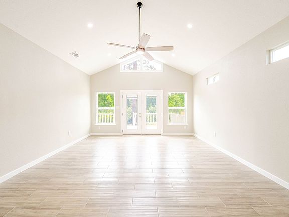 4th image of 137 Koali Dr