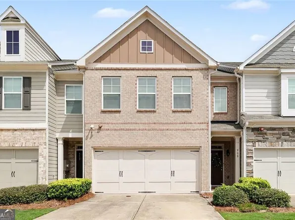908 Arbor Crowne Dr, Lawrenceville, GA 30045