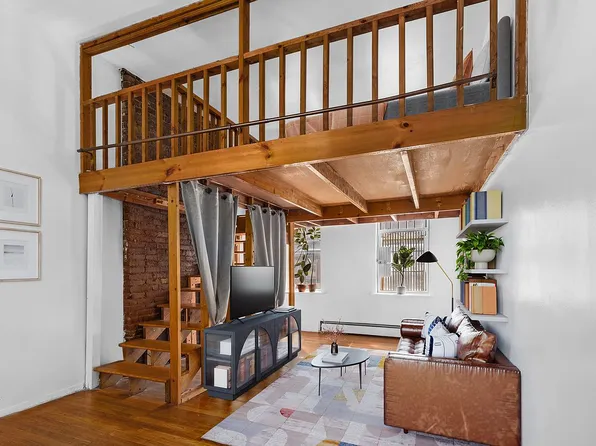 519 E 11th St #5E, New York, NY 10009