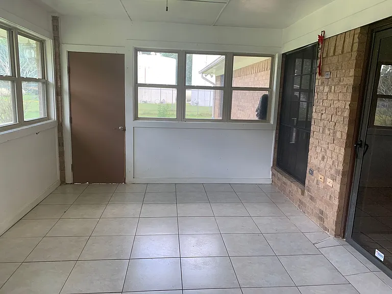 23077 Three Points Dr — Photo 6