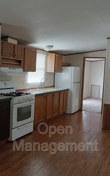 1100 Thornwood Dr #806 — Photo 8