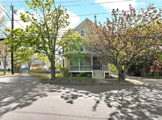 183 Wood St, Bristol, RI 02809