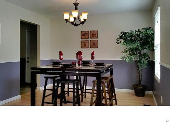 3rd image of 703 Brickingham Dr