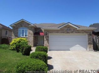 2383 Askin Ave, Windsor, ON N9E 4Y2