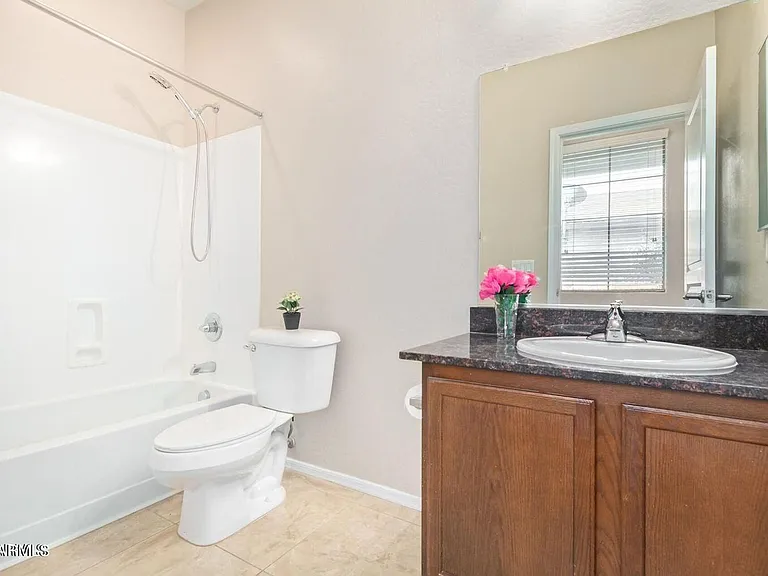 13596 N 149th Dr — Photo 3