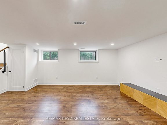4th image of 707 Walnut St W #Basement