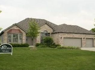 3801 Wintergreen Ter, Algonquin, IL 60102