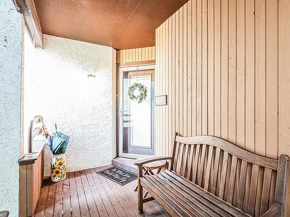 4th image of 103 Easterly Dr #127