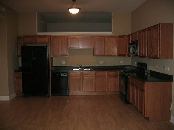4th image of 3630 N Harlem Ave APT 512