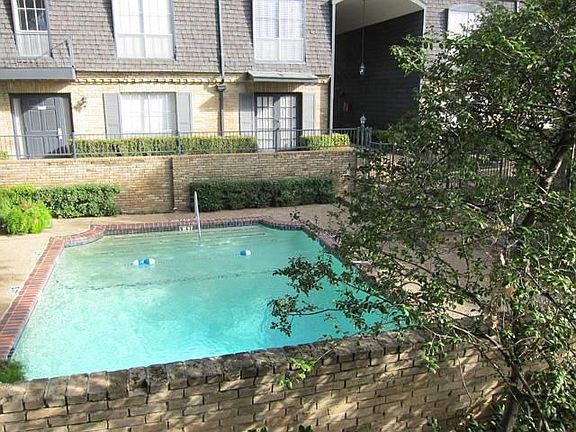 5th image of 5018 Les Chateaux Dr #236