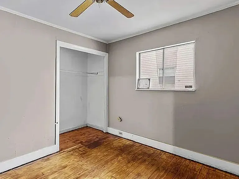 7024 Idlewild Ave — Photo 5