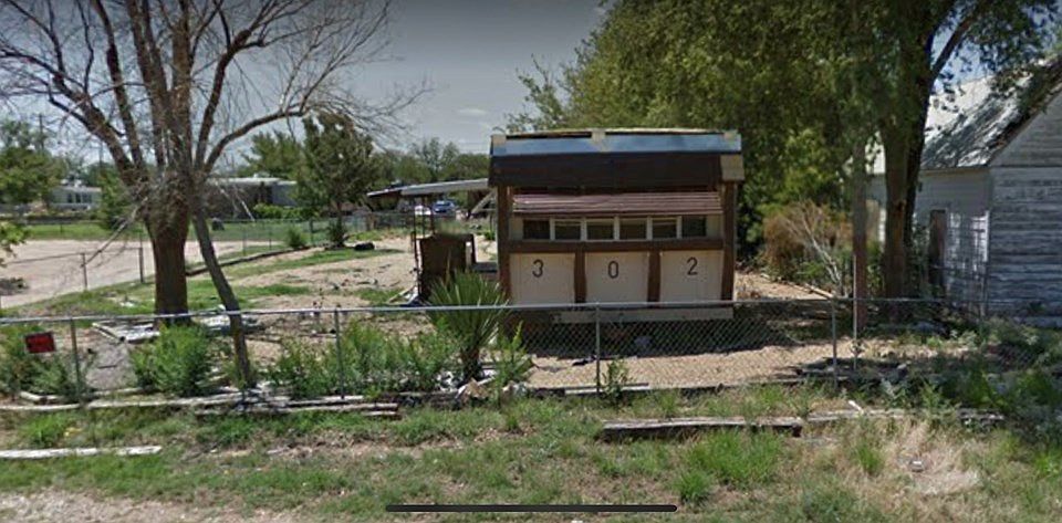 2nd image of 302 24th St