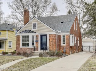 924 Marywood Dr, Royal Oak, MI