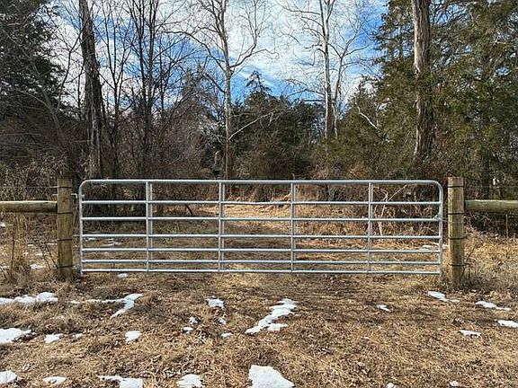 5th image of 0 Loop Rd