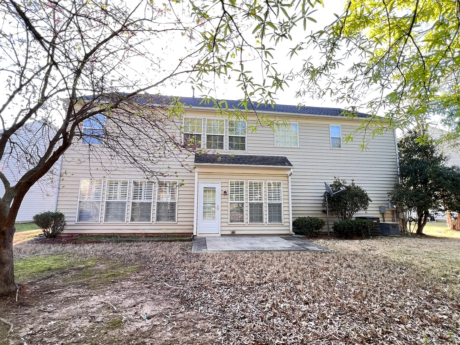 7724 Raynor Rd — Photo 4