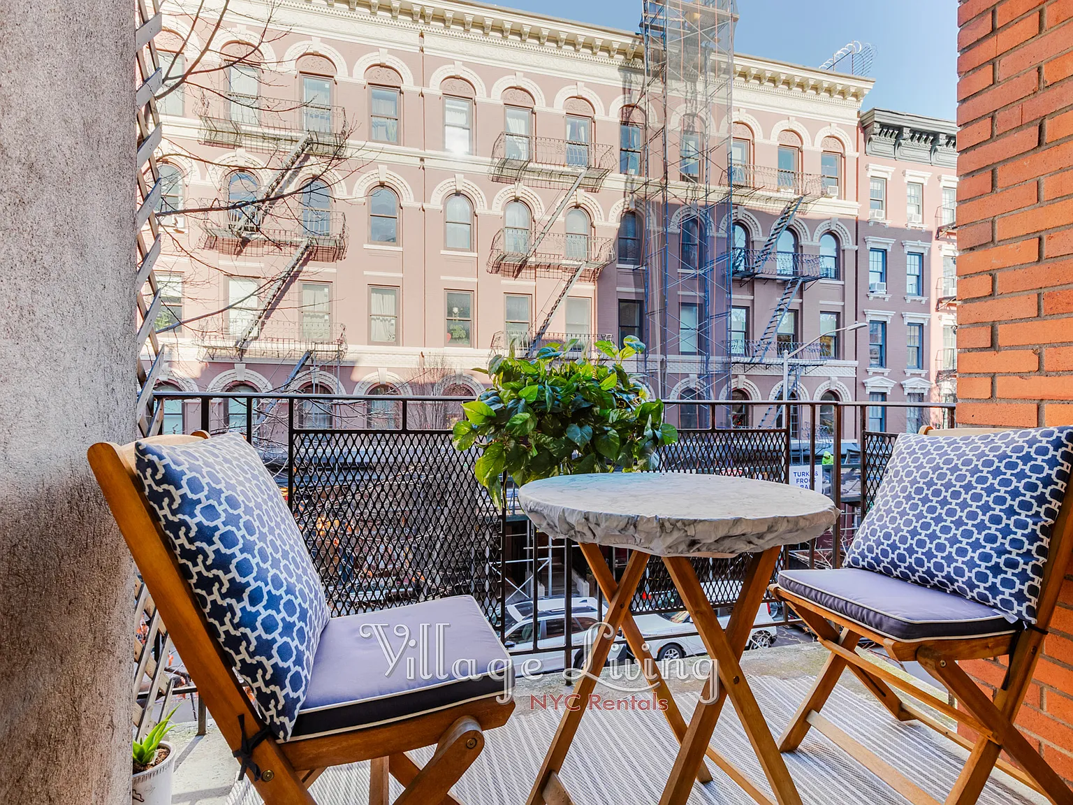 328 West 11th Street — Photo 2