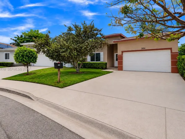 2804 Washington Dr, Fort Lauderdale, FL 33311