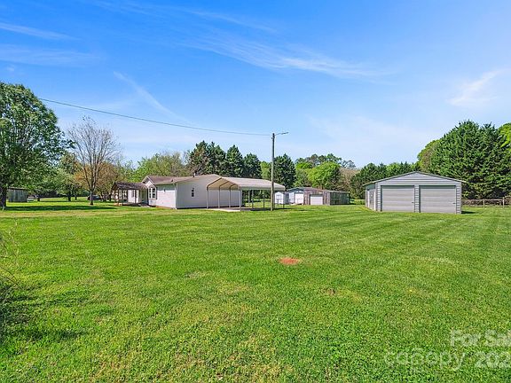 5th image of 4010 Cadirrac Dr