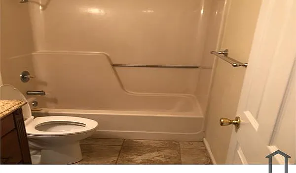 807 Wheelock St — Photo 14