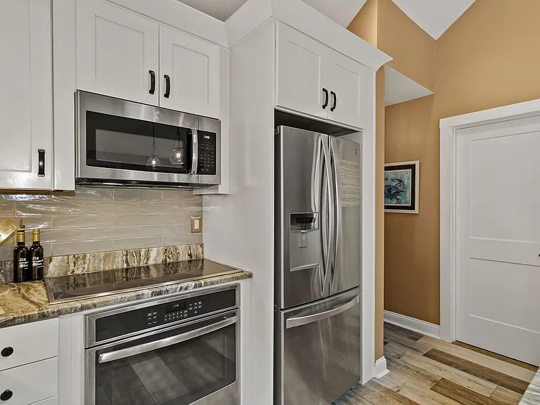 1677 Chinford Trl — Photo 28