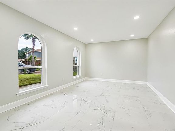 3rd image of 13 Joya Loma St