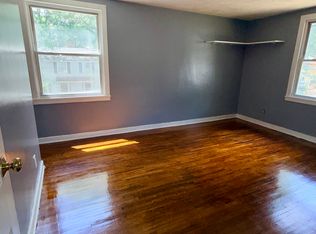 27 Hilltop Ter #1, North Haven, CT 06473