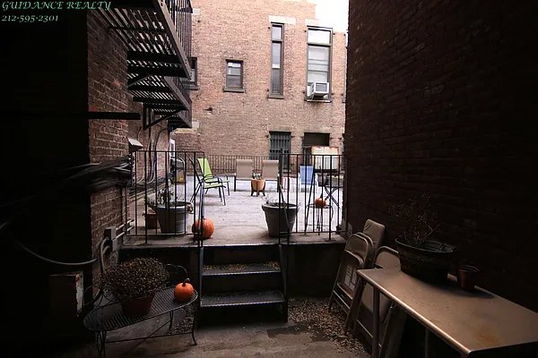 Rented by Guidance Realty Corp. | media 17