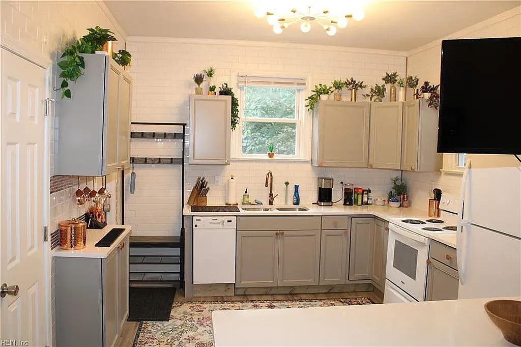 1 bed, 600 sqft, $1,350 — Photo 4