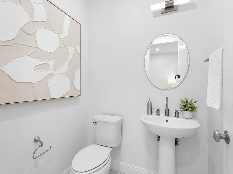 5603 Delacroix Ter — Photo 25