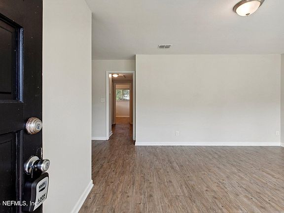 4th image of 1714 DUPRE Drive