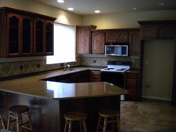 5th image of 840 Wildwood Ct