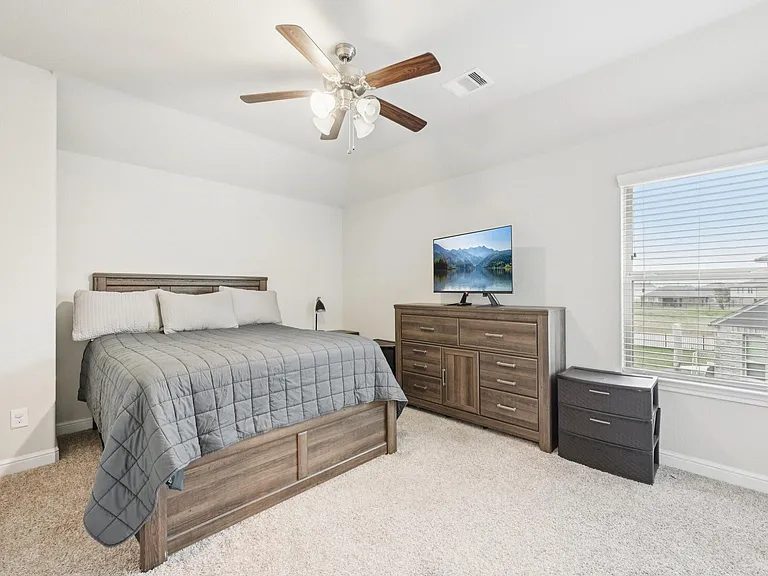 2406 Harborwood Ct — Photo 38