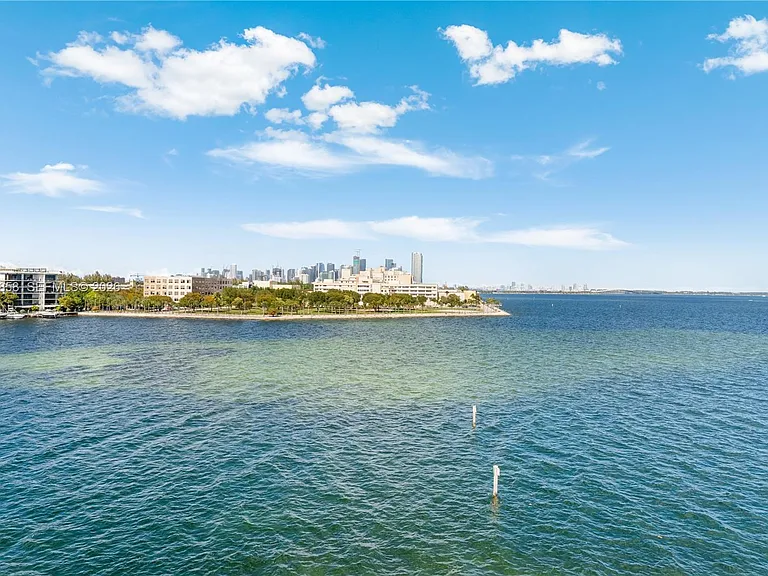 5 Grove Isle Dr #L502 — Photo 5