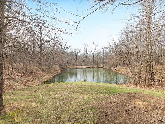 3rd image of 8222 Detour Rd