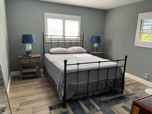 5th image of 630 Tennis Club Dr APT 206