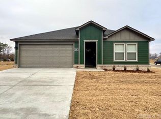 6107 Meridian Dr, Alexander, AR 72002