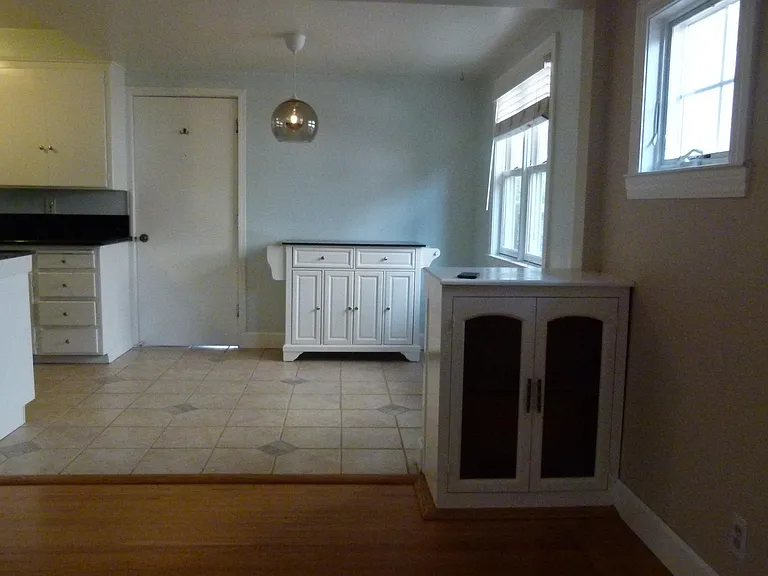 kitchen/dining nook