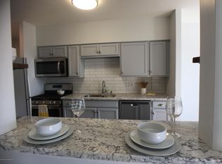 1711 Summit Pointe Dr, Scranton, PA 18508