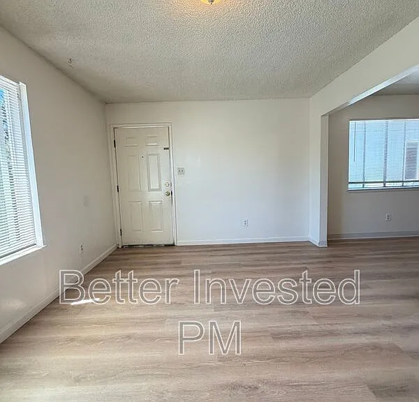 304 Cooper Ln #G — Photo 3