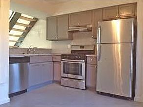 3rd image of 3465 Willowrun Dr APT B