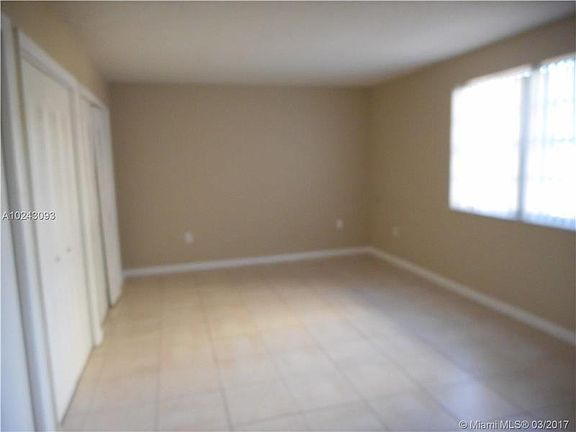 5th image of 6960 Miami Gardens Dr APT 2-124