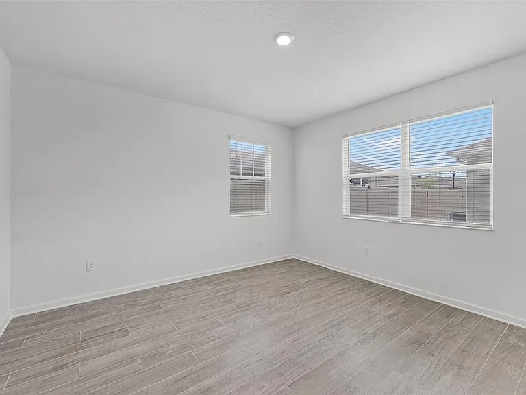 2563 Relaxing Ln — Photo 8
