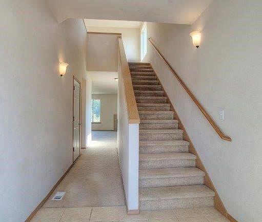2nd image of 2215 190th St E