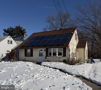 9 E Williams Ave, Barrington, NJ, 08007