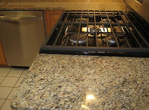 5th image of 10 Applewood Ln