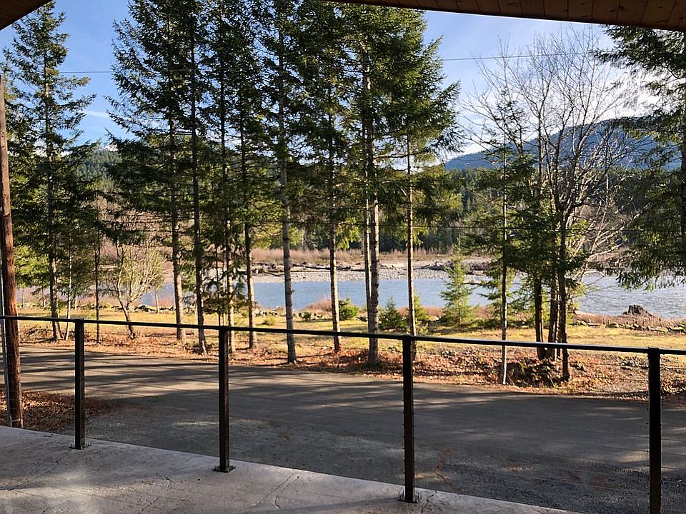 2nd image of 131 Alderwood Dr