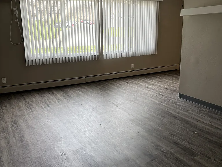 1705 Edgewood Dr NW #2 — Photo 3