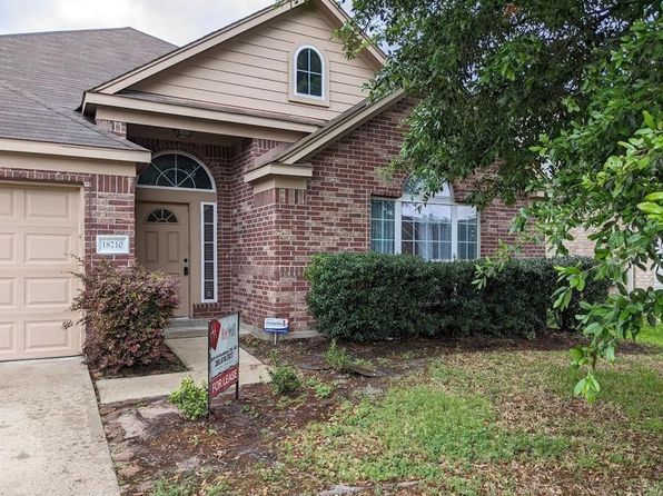 18710 Cypress Lake Village Dr