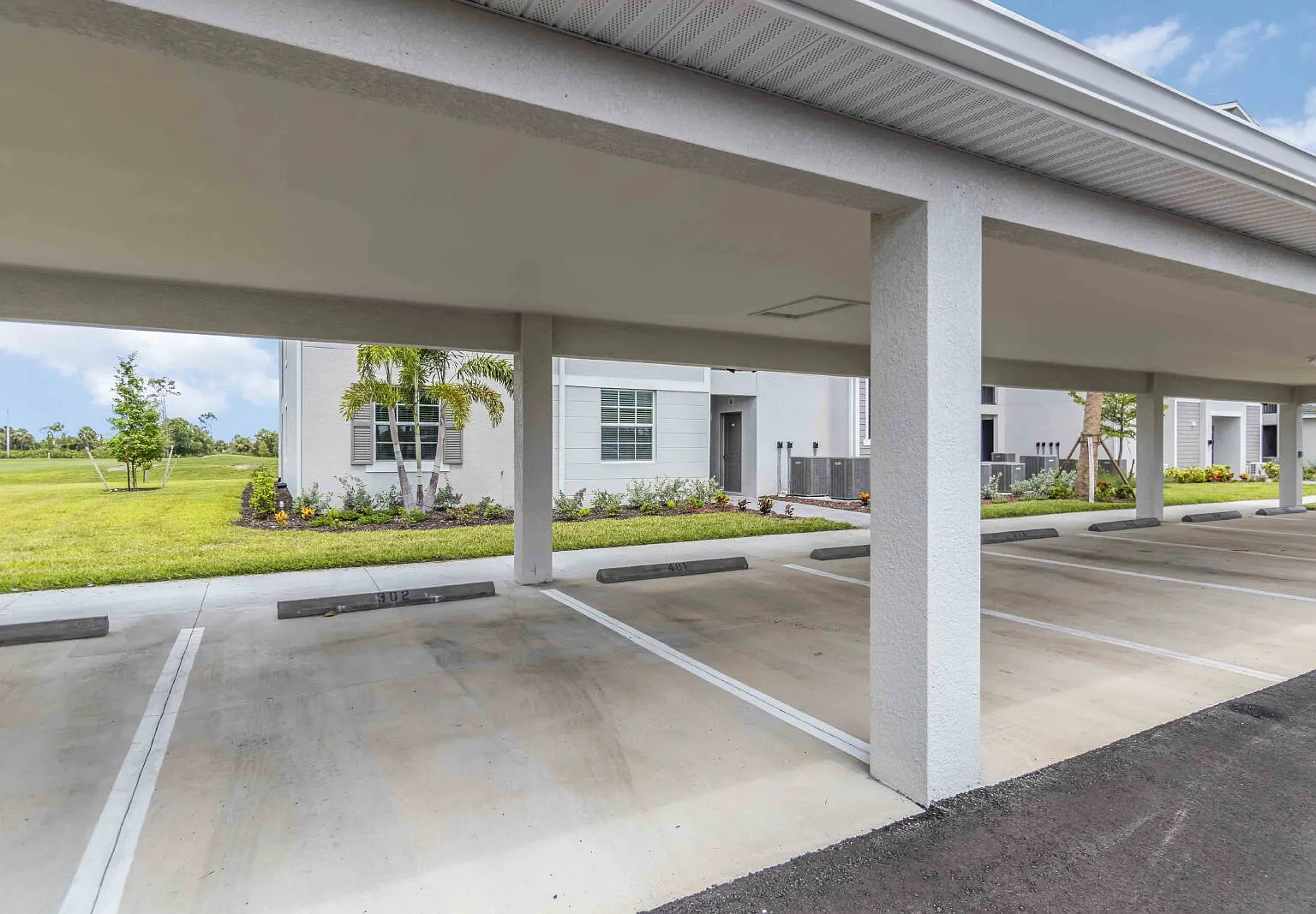 2 bed, 2.0 bath, 1153 sqft, $2,500 — Photo 3