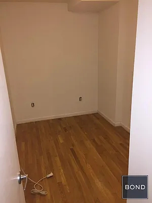 Rented by Bond New York | media 15